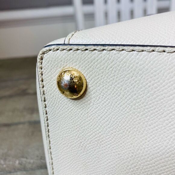 Michael Kors Marilyn Medium Saffiano Leather Tote Bag - Picture 9 of 12